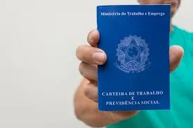  Oportunidade: Sine Manaus atualiza lista de vagas com foco nos setores Industrial e Logístico