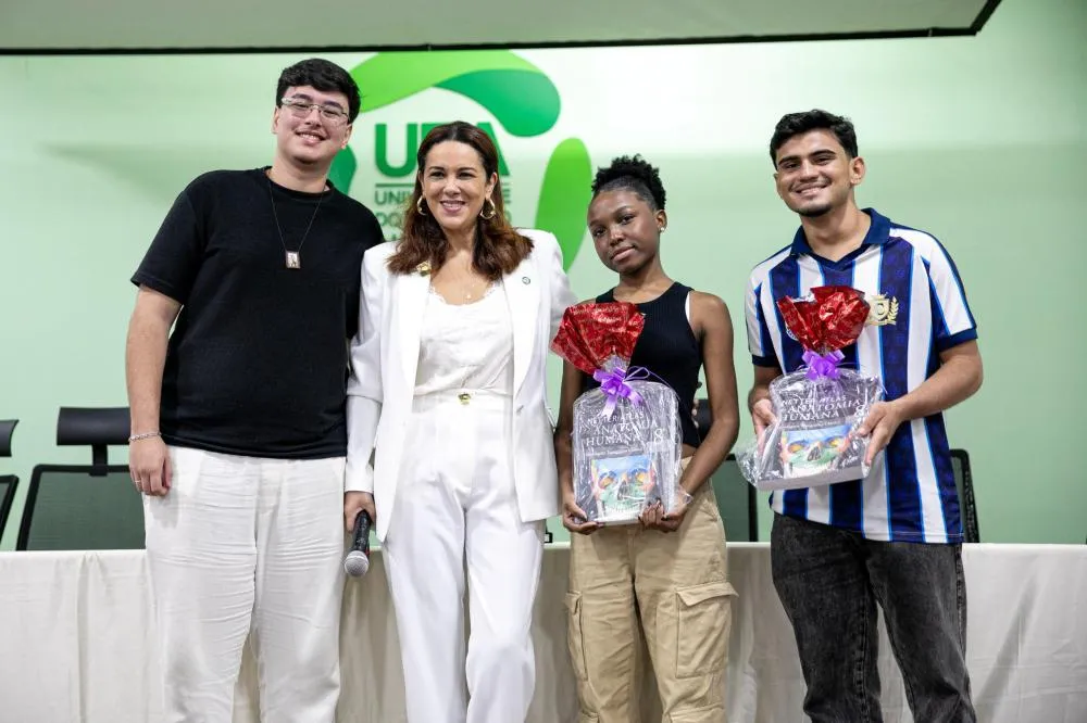 Acolhida a calouros marca início do ano letivo em escolas superiores da UEA