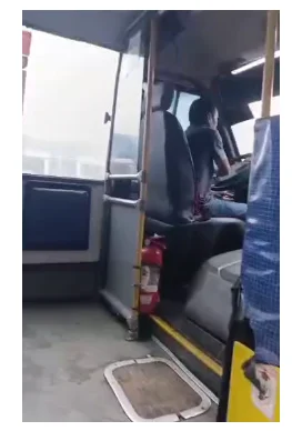 Motorista de ‘amarelinho’ muda rota no meio do caminho e deixa passageiros na mão na zona Leste