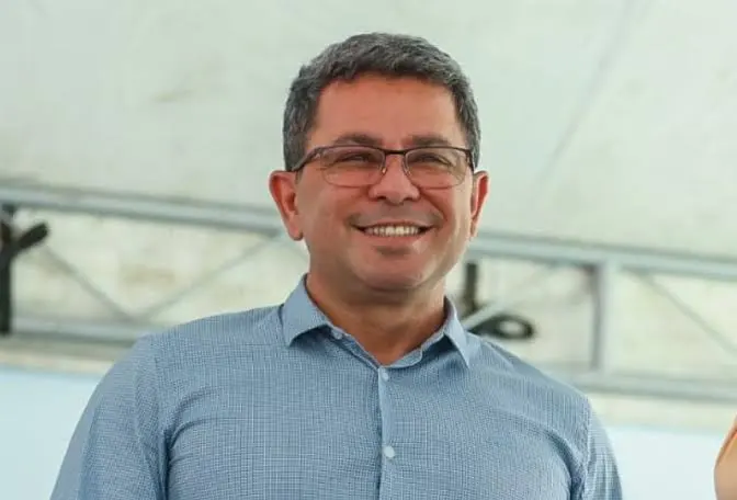 Vice-governador do Amazonas, Tadeu de Souza, anuncia renúncia ao cargo