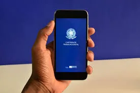 Carteira de Trabalho agora é digital: veja como emitir em Manaus