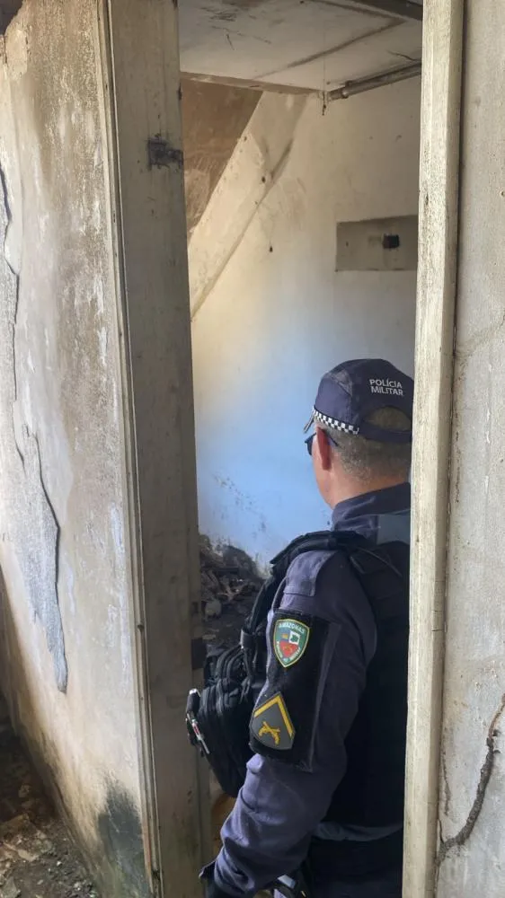 Ossada é encontrada em prédio histórico abandonado no Centro