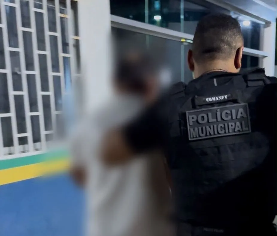 Homem é preso após tentar atropelar companheira em Nova Olinda do Norte