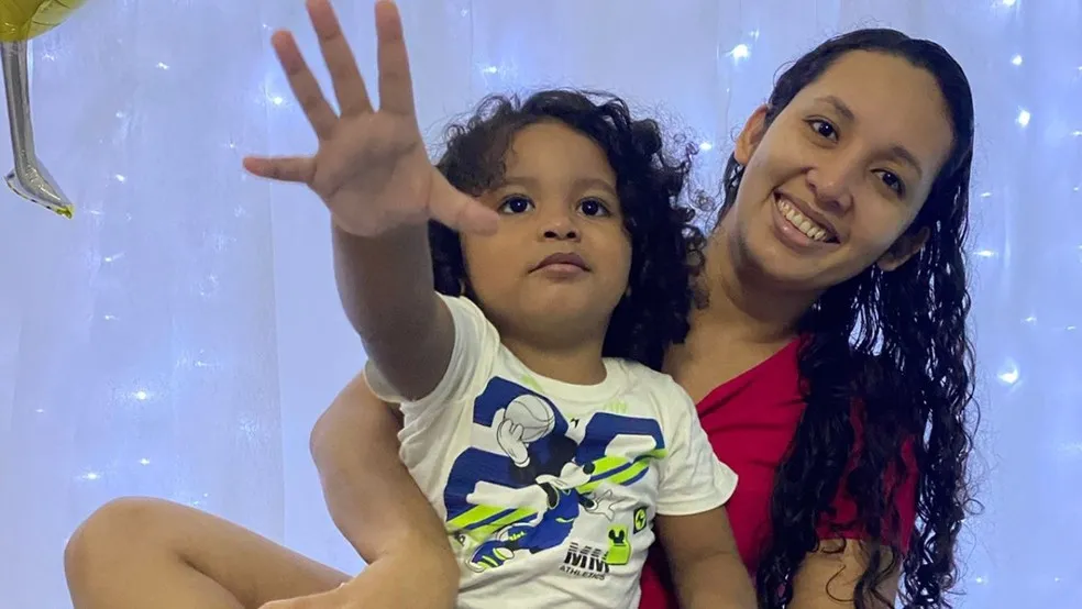 Casal vai a júri por morte de mãe e filho atropelados em Manaus