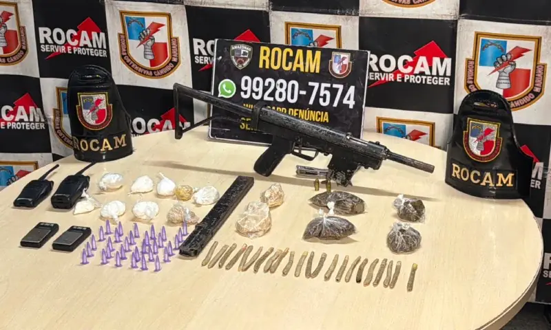 PM apreende arma, drogas e munições durante ação no bairro Educandos, em Manaus