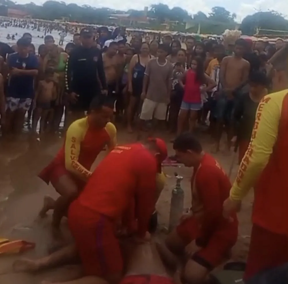 Homem morre afogado na Praia da Ponta Negra, em Manaus