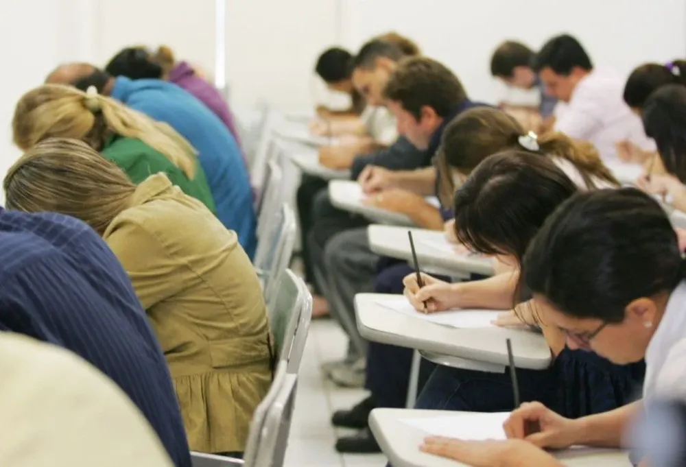 Concurso da Semef abre inscrições com salário de R$ 27,2 mil em Manaus