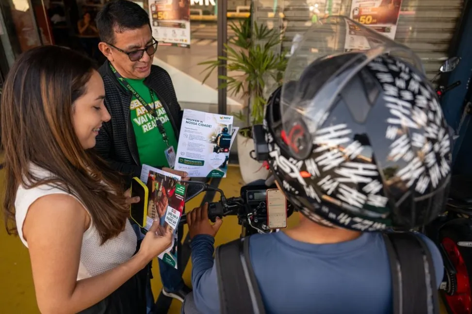 Mudança na comprovação de renda amplia acesso de entregadores à casa própria em Manaus