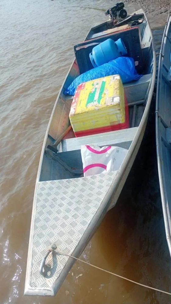 Homem desaparece após cair de bote nas águas de Iranduba
