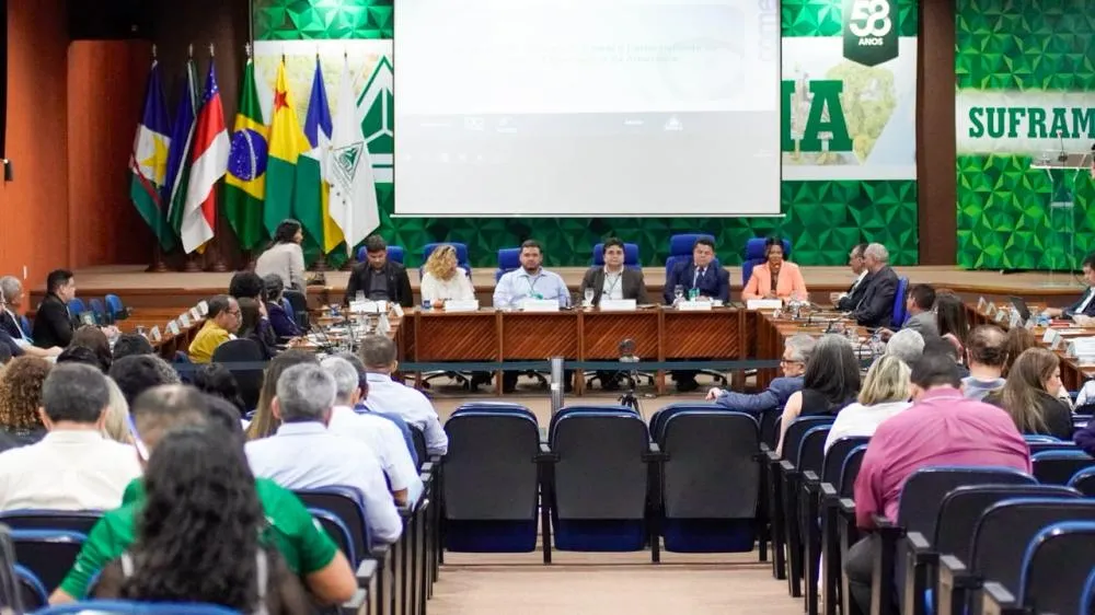 Fórum debate importação e competitividade do Polo Industrial de Manaus