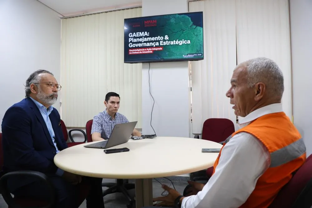 MPAM e Defesa Civil discutem cooperação ambiental em Manaus