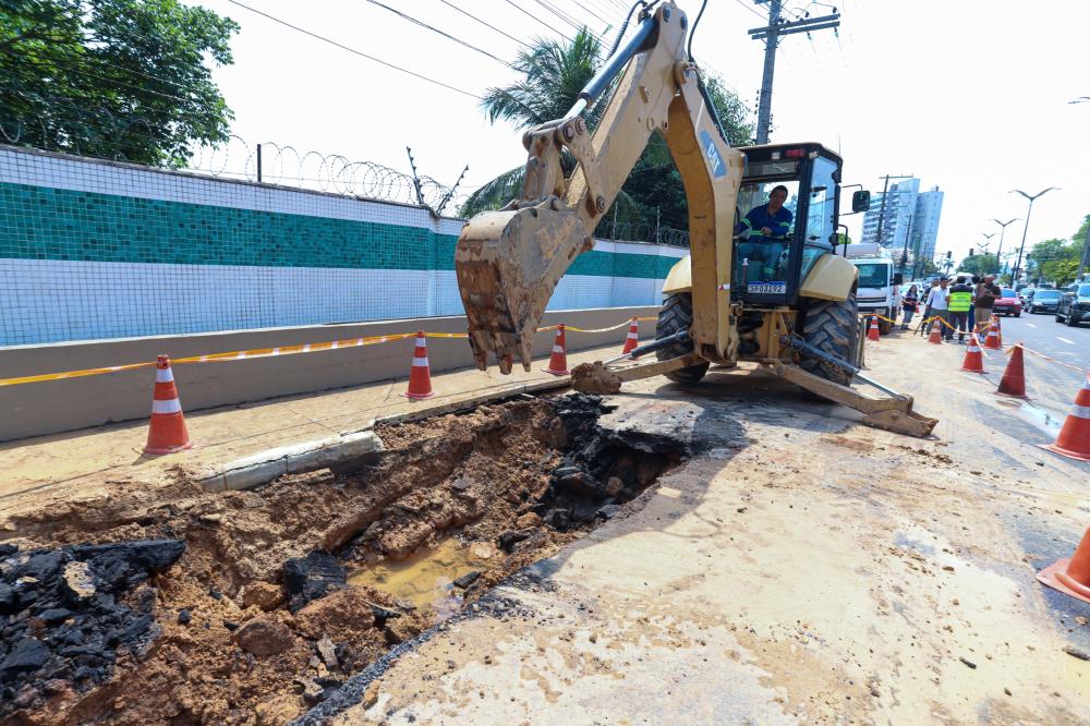 Ministério Público investiga rompimentos de adutoras em Manaus