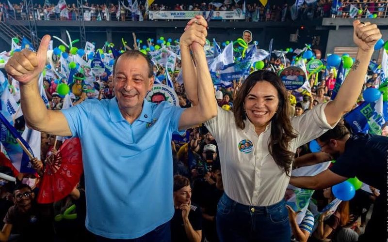 Omar Aziz vence Maria do Carmo em Manaus e no interior