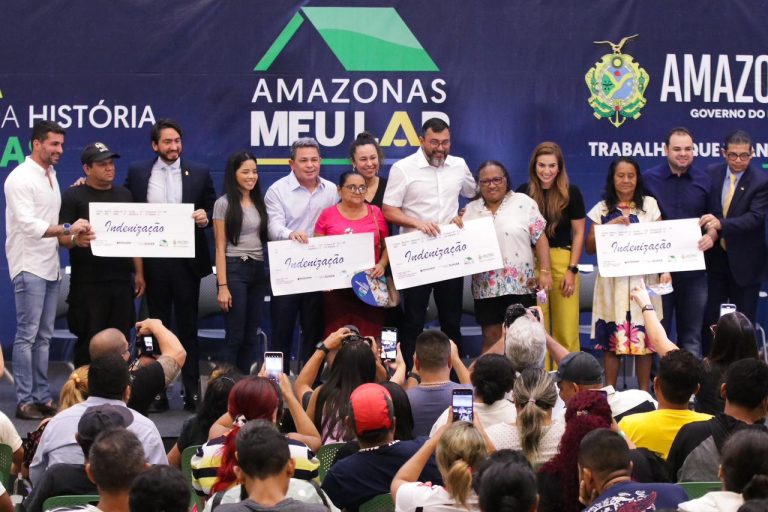 Governo do Amazonas inicia pagamento de indenizações para famílias reassentadas em Manaus