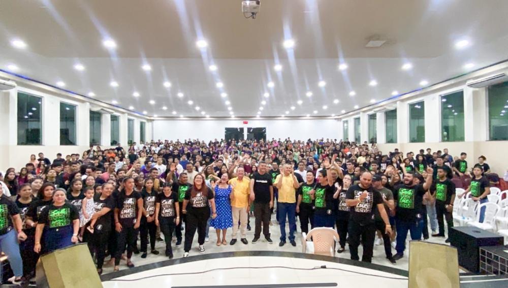 Seminário "Somos Jovens": Uma Tarde de Reflexão e Inspiração