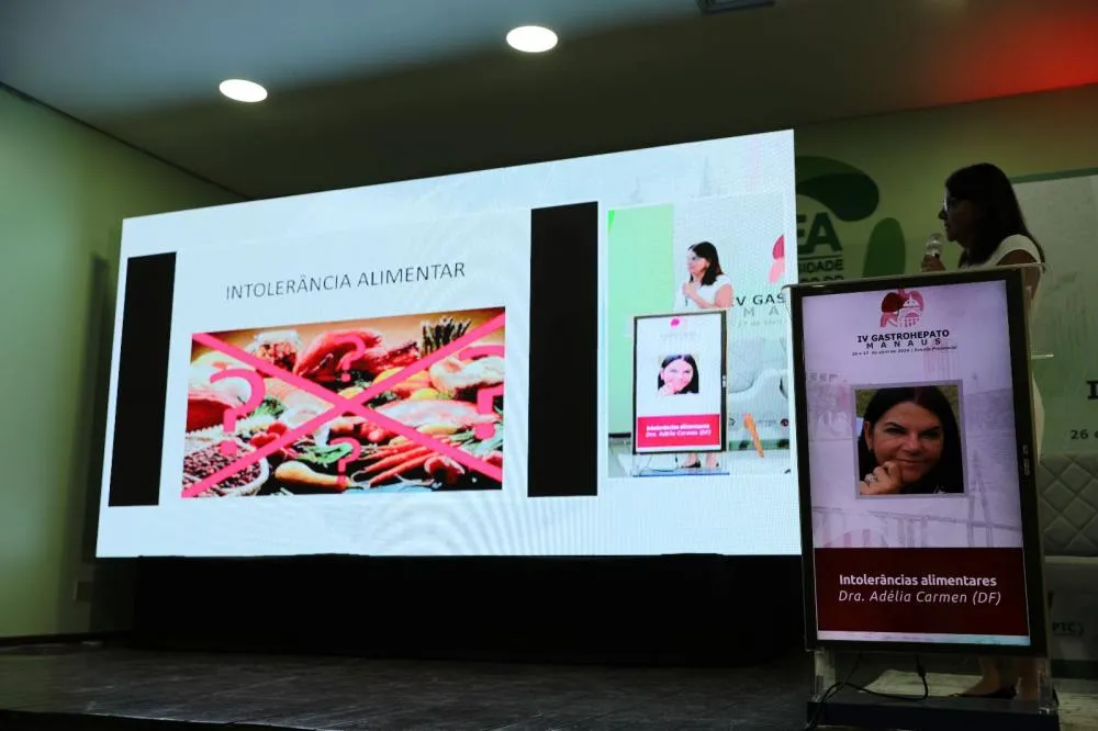 Mais de 200 estudantes e profissionais participam do IV GastroHepato Manaus, na UEA