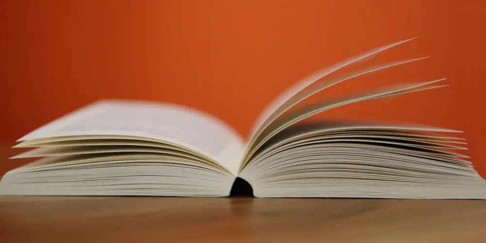 Academia Amazonense de Letras Promove Lançamento de Livros de Márcia Perales e Marcos Frederico Kruger Aleixo
