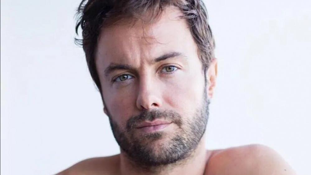 Ator Kayky Brito Recebe Alta Após Sofrer Atropelamento em Hospital no Rio de Janeiro