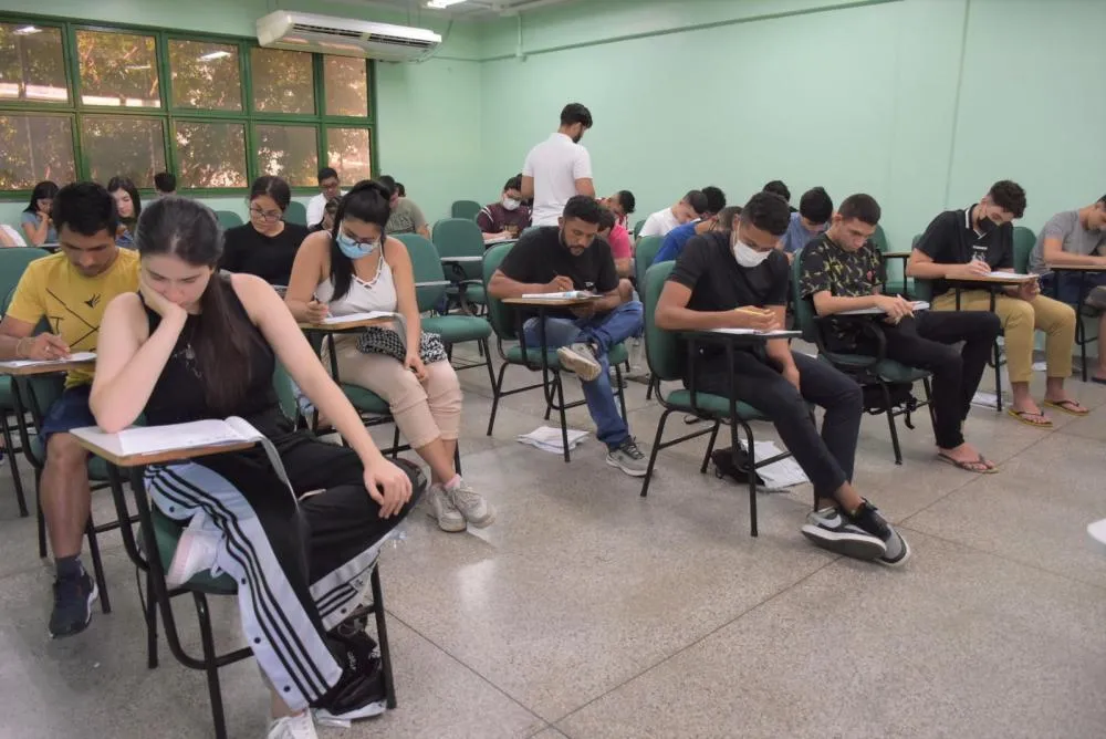 Divulgada lista dos beneficiados com isenção do Vestibular e SIS da UEA