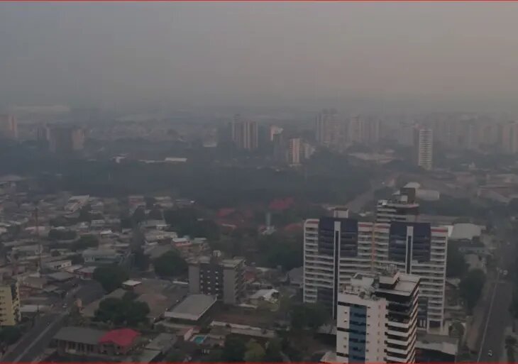 Manaus adia comemorações de aniversário devido à poluição do ar causada por queimadas