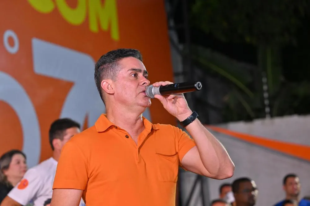 “Roberto Cidade é o responsável pelo aumento de impostos no AM”, relembra David Almeida