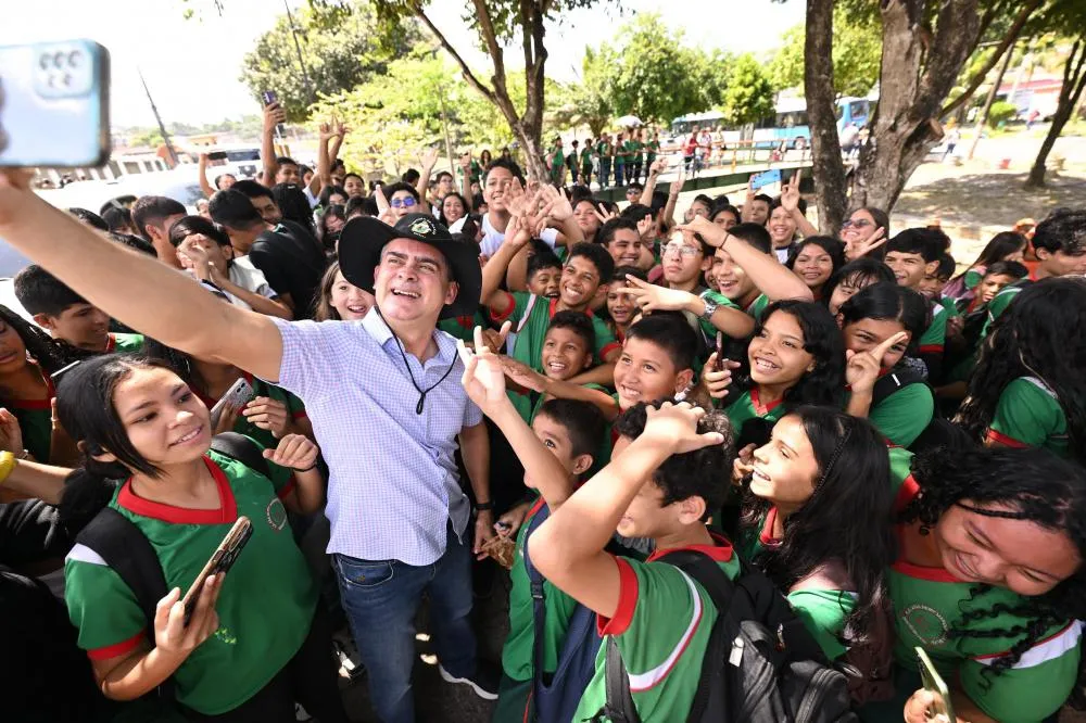 Memórias da infância de David Almeida refletidas na gestão de Manaus