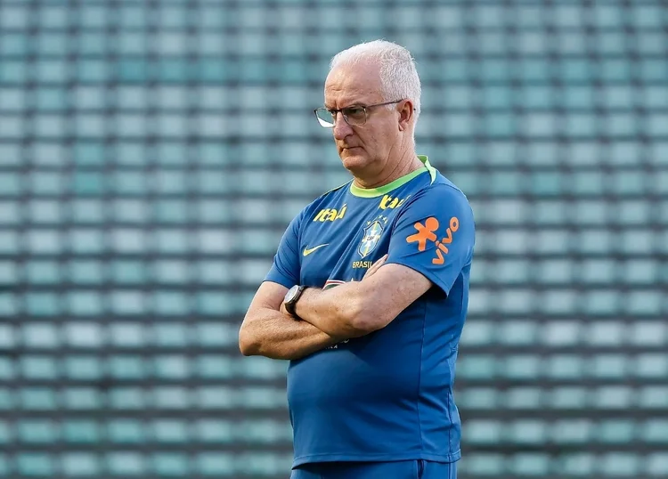 Técnico Dorival Junior faz mudanças estratégicas na seleção brasileira antes do duelo contra o Peru
