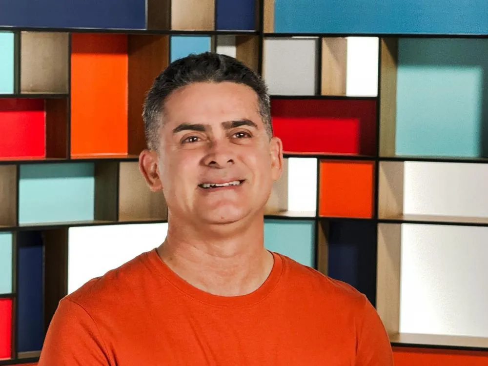 David Almeida é reeleito prefeito de Manaus com 54,59% dos votos