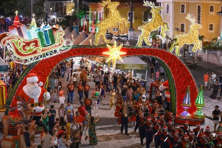 Manaus dá início à temporada de Natal com programação especial no Largo de São Sebastião
