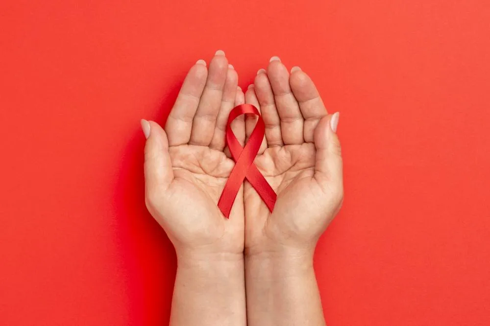Dezembro Vermelho: entenda por que o sexo seguro ainda deve ser priorizado