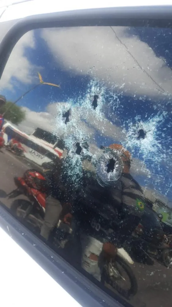 Bandidos protagonizam tiroteio e caos em Manaus