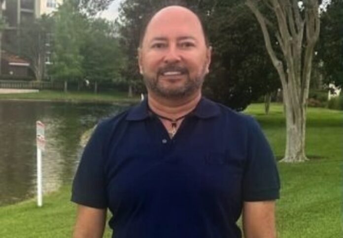 Servidor do TCE-AM, Primo de Conselheira, é Assassinado a Tiros ao Deixar Restaurante