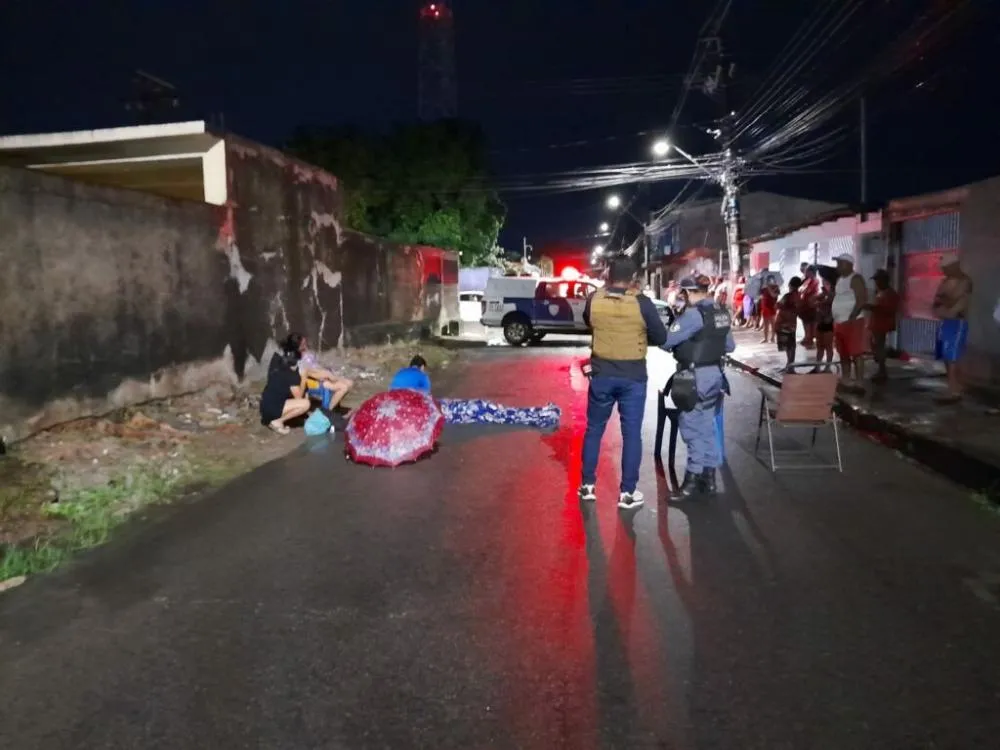 Jovem é vítima fatal sem suspeito assalto a tiros
