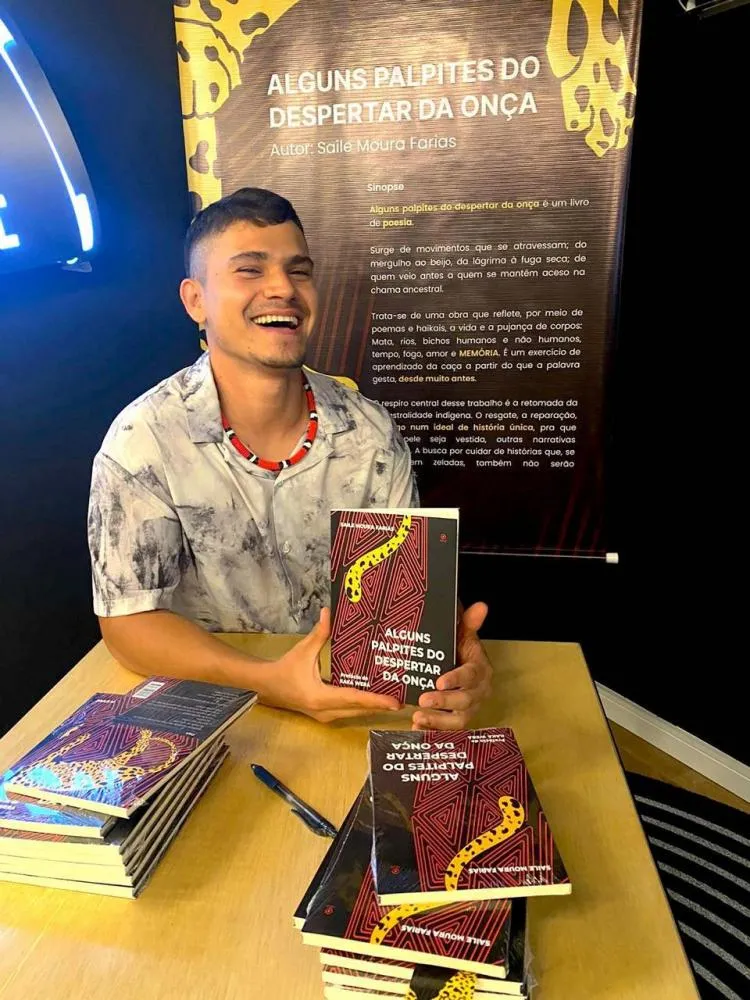 Escritor manauara retorna ao AM para lançar livro que resgata ancestralidade e identidade amazônica 