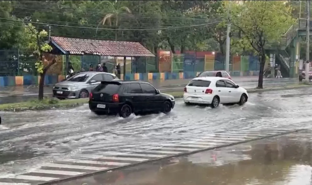 Sidney Leite cobra urgência da Prefeitura de Manaus na proteção de famílias em áreas de risco