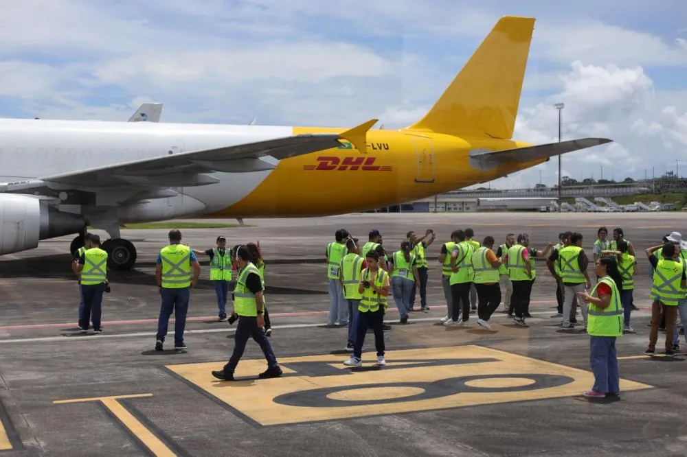 Influenciador de aviação comanda experiência imersiva no Aeroporto de Manaus 