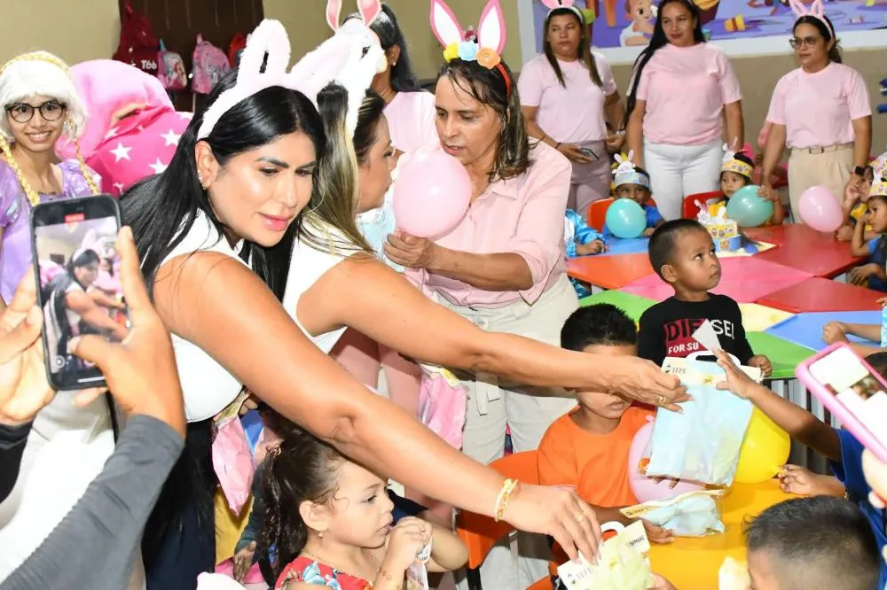 Kelly Barbosa participa de ação de Páscoa e leva carinho e inclusão a crianças em Tefé