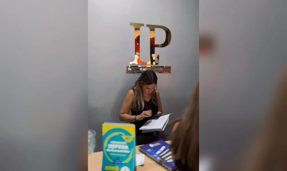Operação Promessa Vazia: Polícia Civil prende sócia-proprietária por estelionato na venda de veículos em Manaus