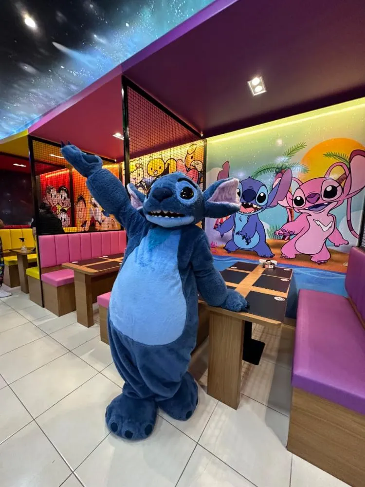 ​Fim de semana de muita diversão com o personagem Stitch no Millennium Shopping