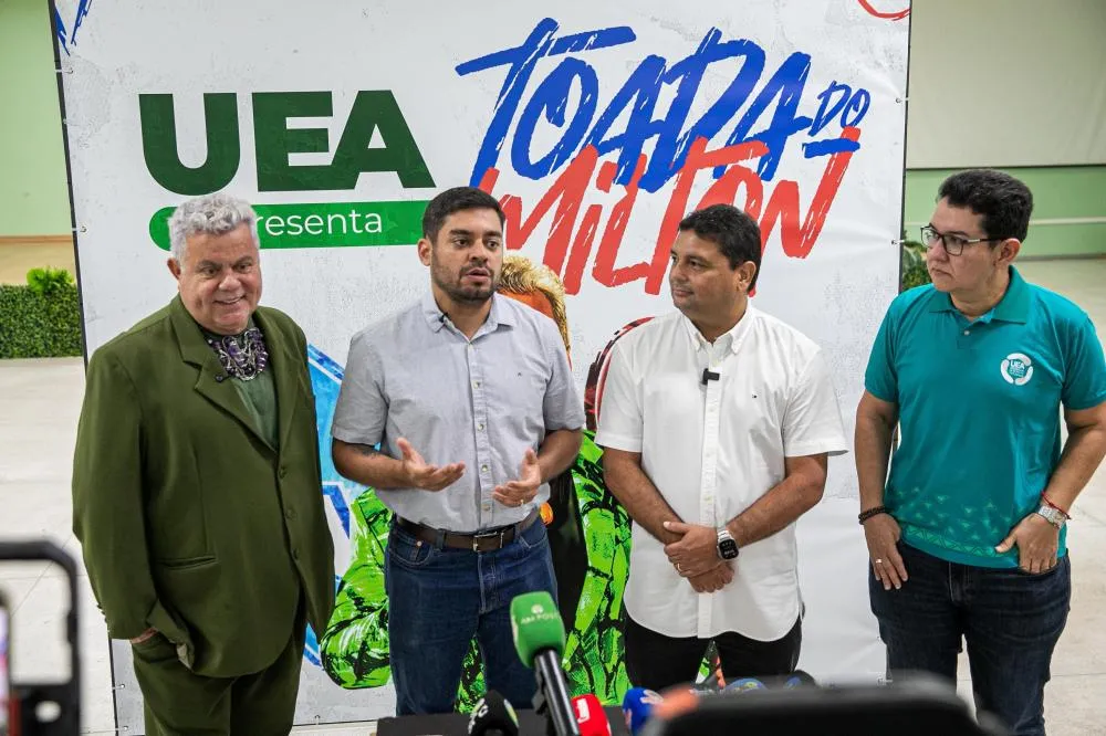 Parintins 2025: UEA estreia no festival com programa exaltando as tradições azul e vermelho