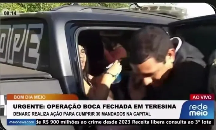 Repórter é agredido por suspeita durante cobertura ao vivo de operação antidrogas em Teresina