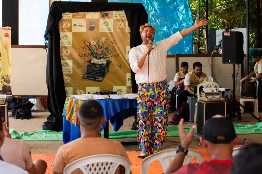 Projeto Literário promove oficinas gratuitas de escrita criativa, poesia slam e contação de histórias em cinco municípios do Amazonas