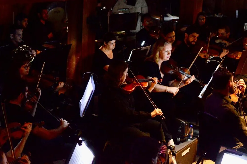 Orquestra de Câmara do Amazonas apresenta concerto inspirado em David Lynch e Angelo Badalamenti no Teatro Amazonas
