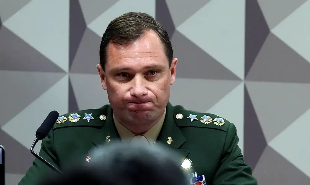  Defesa de Mauro Cid pede ao STF manutenção de delação premiada em julgamento da trama golpista
