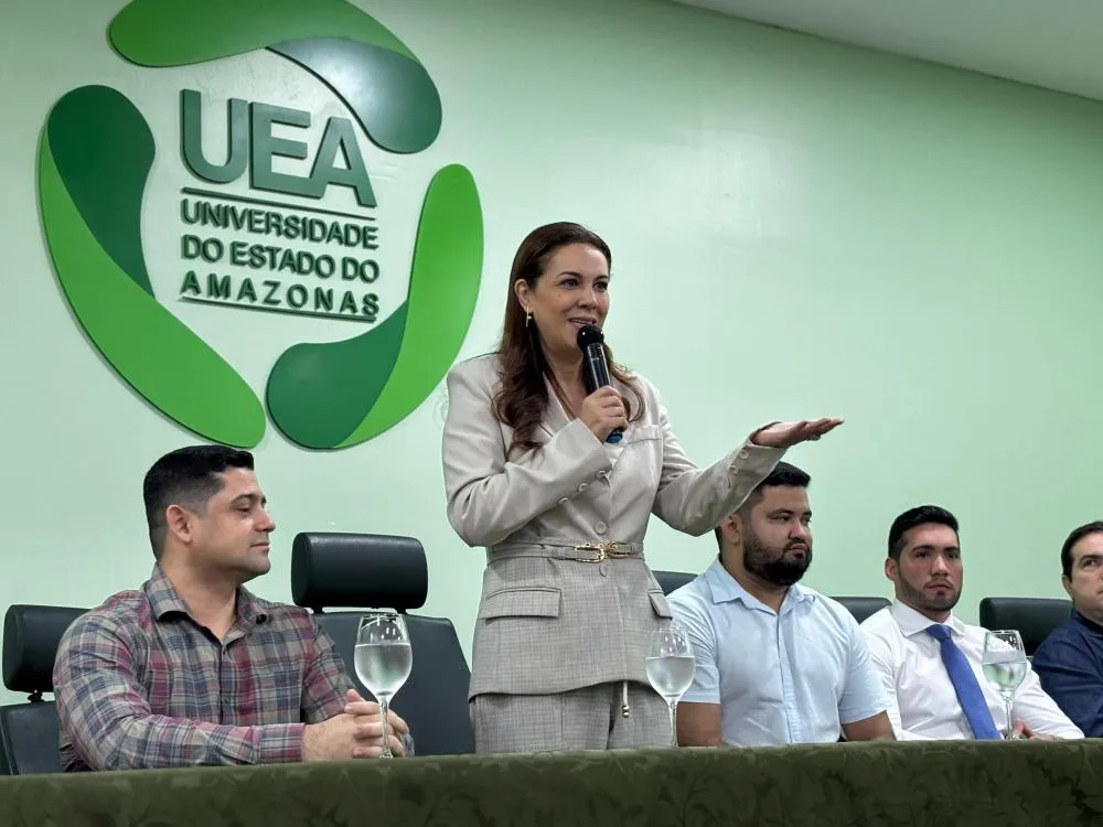 Residência em Cardiologia da UEA promove simpósio sobre emergências cardiovasculares