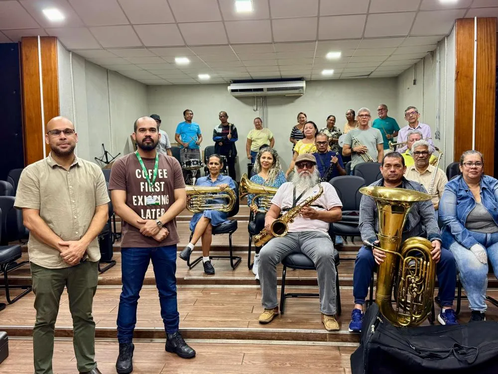 Projeto de extensão Banda de Música 60+, da UEA, inicia ensaios musicais para alunos da terceira idade