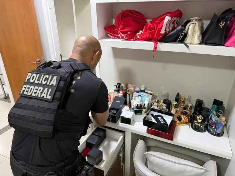 Esposa de líder do Comando Vermelho no AM é presa em Manaus por lavagem de dinheiro