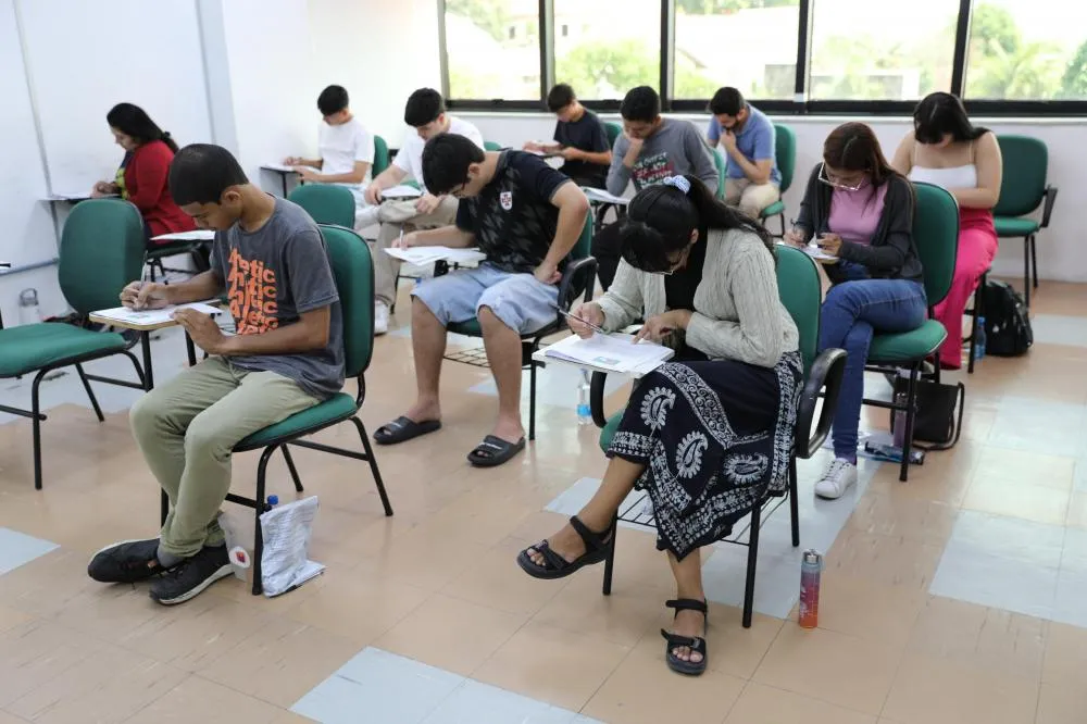 UEA inscreve para vagas no AprovENS